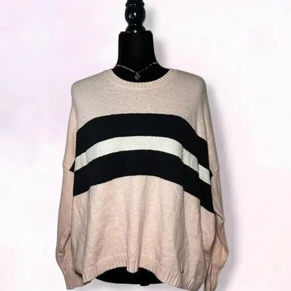 Hollister Oversized Sweater Cozy Casual - Picture 3 of 5
